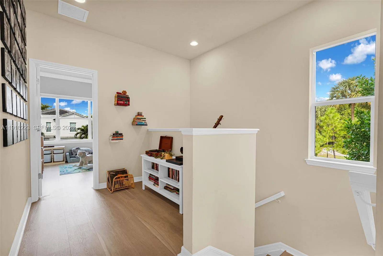 3936 Mahogany Ln, Hollywood, Florida 33021, Hollywood, Florida 33021, 3 Bedrooms Bedrooms, ,2 BathroomsBathrooms,Residential,For Sale,3936 Mahogany Ln, Hollywood, Florida 33021,A11916223