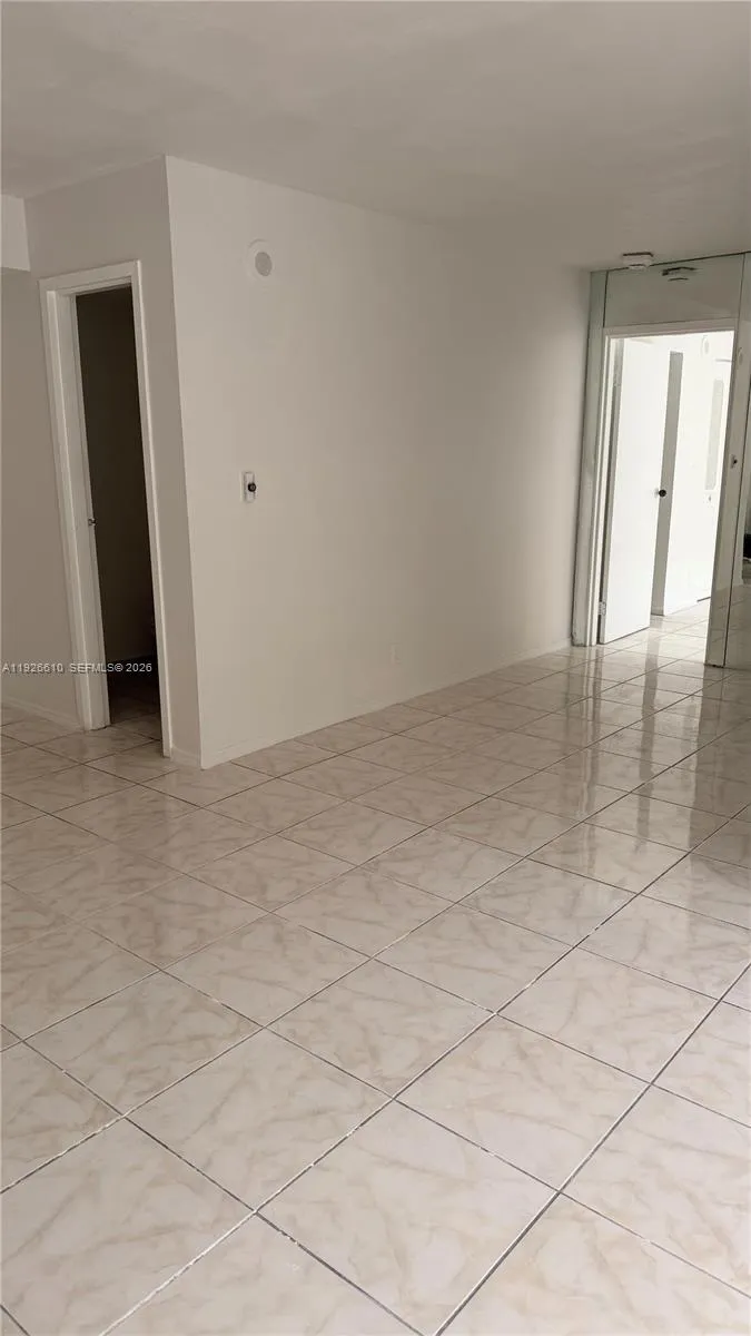 Sunny Isles Beach, Florida 33160, 1 Bedroom Bedrooms, ,1 BathroomBathrooms,Residential Lease,For Rent,A11926610