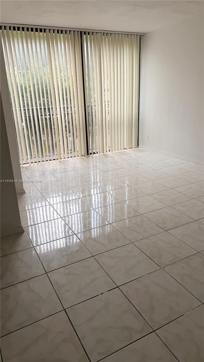 Sunny Isles Beach, Florida 33160, 1 Bedroom Bedrooms, ,1 BathroomBathrooms,Residential Lease,For Rent,A11926610