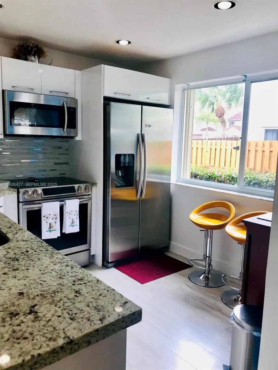 5072 Nw 115th Ct, Doral, Florida 33178, Doral, Florida 33178, 2 Bedrooms Bedrooms, ,2 BathroomsBathrooms,Residential Lease,For Rent,5072 Nw 115th Ct, Doral, Florida 33178,A11926427