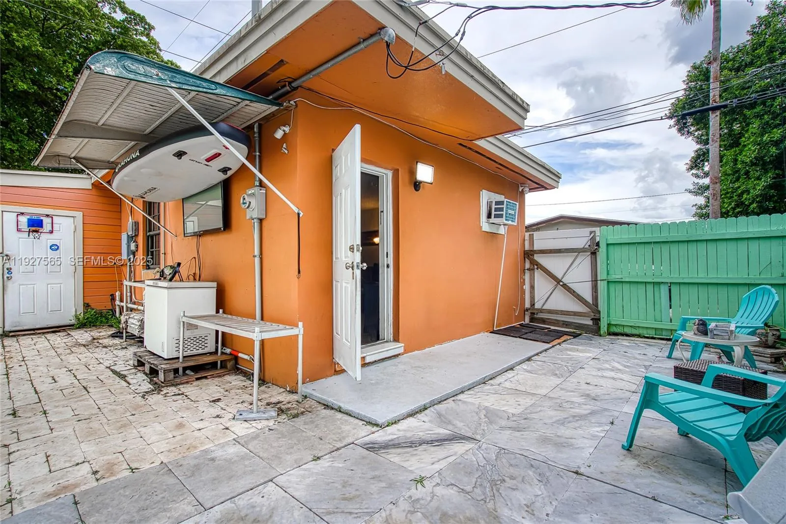 2516 Cleveland St, Hollywood, Florida 33020, Hollywood, Florida 33020, ,Residential Income,For Sale,2516 Cleveland St, Hollywood, Florida 33020,A11927565