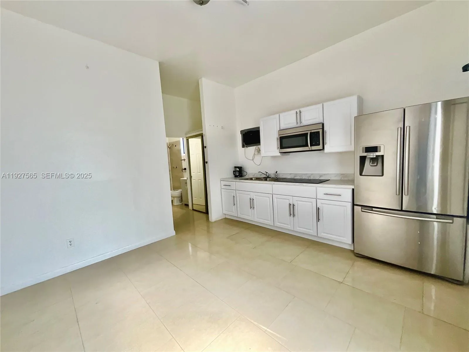 2516 Cleveland St, Hollywood, Florida 33020, Hollywood, Florida 33020, ,Residential Income,For Sale,2516 Cleveland St, Hollywood, Florida 33020,A11927565