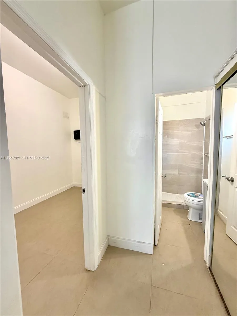 2516 Cleveland St, Hollywood, Florida 33020, Hollywood, Florida 33020, ,Residential Income,For Sale,2516 Cleveland St, Hollywood, Florida 33020,A11927565