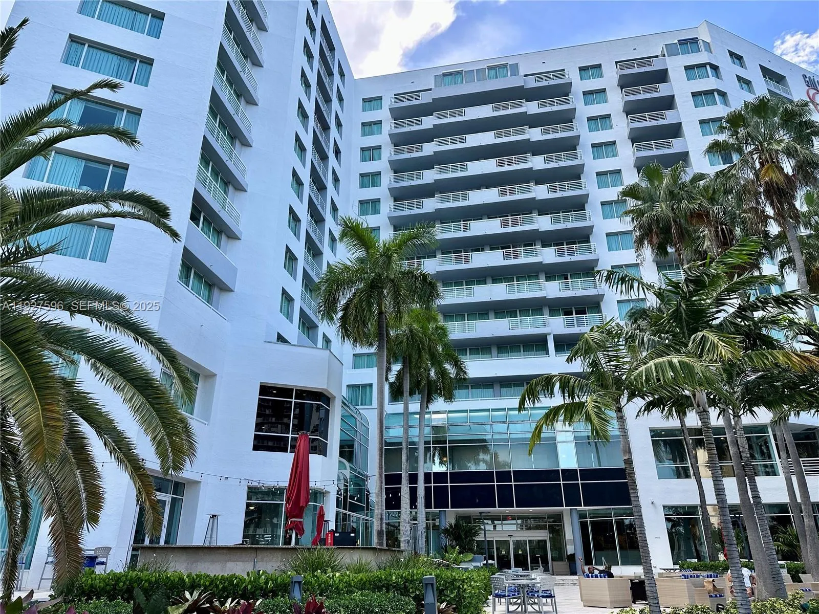 2670 E Sunrise Blvd 311, Fort Lauderdale, Florida, Fort Lauderdale, Florida 33304, 1 Bedroom Bedrooms, ,1 BathroomBathrooms,Residential,For Sale,2670 E Sunrise Blvd 311, Fort Lauderdale, Florida ,A11927596 2670 E Sunrise Blvd 311, Fort Lauderdale, Florida, Fort Lauderdale, Florida 33304, 1 Bedroom Bedrooms, ,1 BathroomBathrooms,Residential,For Sale,2670 E Sunrise Blvd 311, Fort Lauderdale, Florida ,A11927596