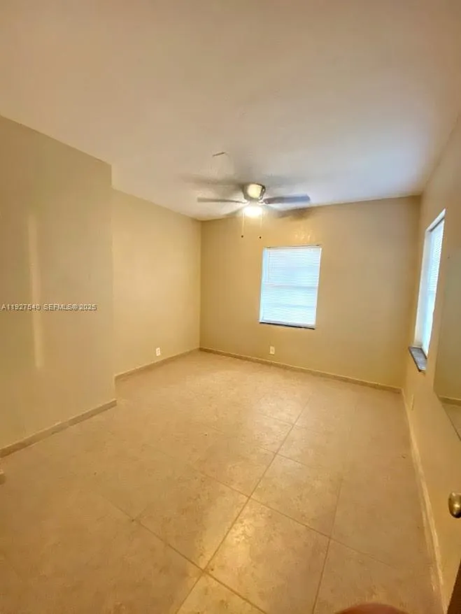 1105 Ne 112th St, Miami, Florida 33161, Miami, Florida 33161, 2 Bedrooms Bedrooms, ,1 BathroomBathrooms,Residential,For Sale,1105 Ne 112th St, Miami, Florida 33161,A11927540