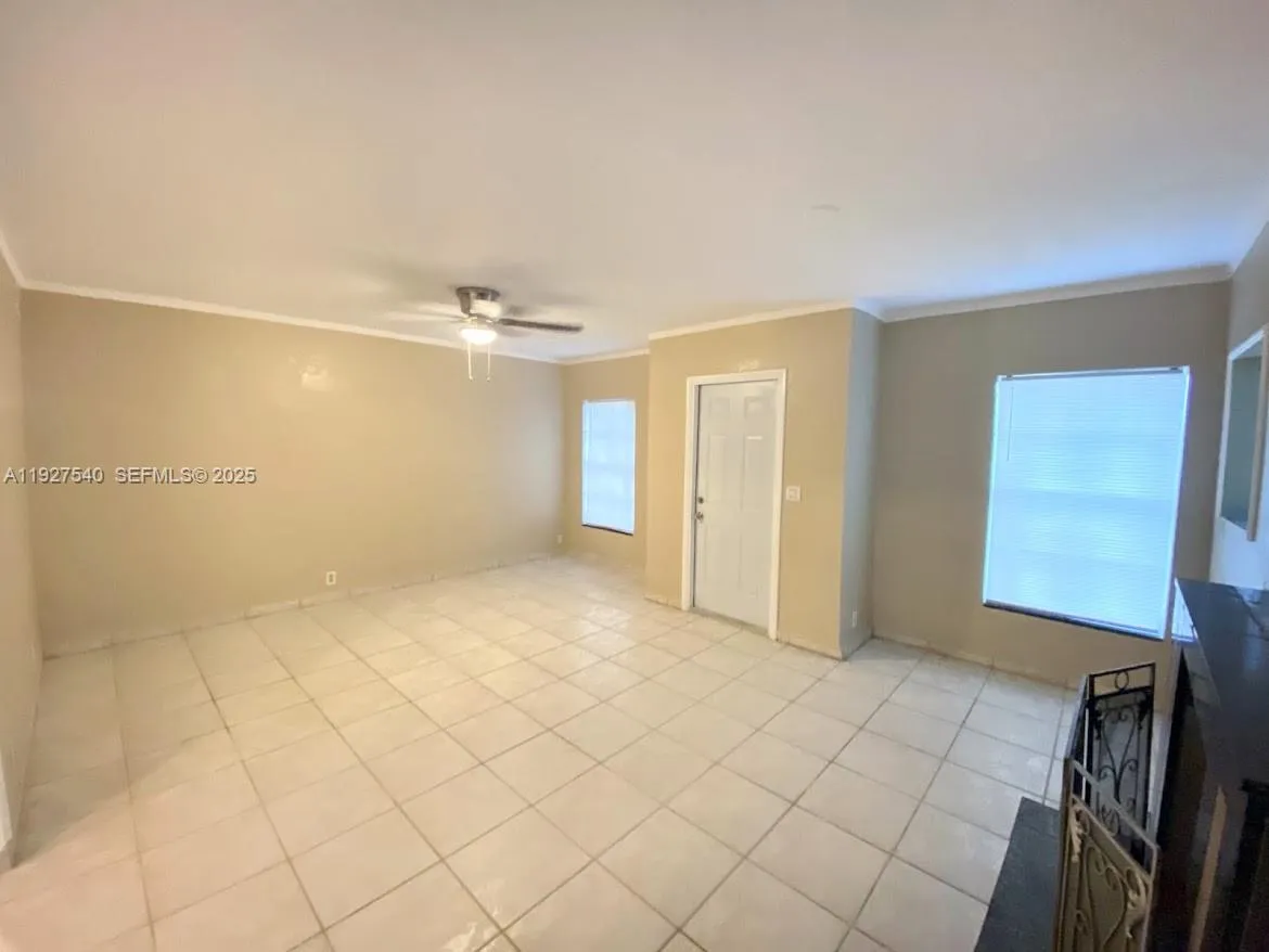 1105 Ne 112th St, Miami, Florida 33161, Miami, Florida 33161, 2 Bedrooms Bedrooms, ,1 BathroomBathrooms,Residential,For Sale,1105 Ne 112th St, Miami, Florida 33161,A11927540