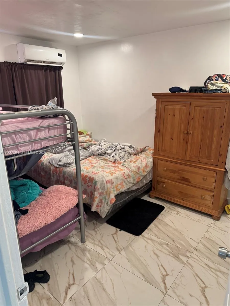 3932 Sw 12th Pl, Fort Lauderdale, Florida 33312, Fort Lauderdale, Florida 33312, ,Residential Income,For Sale,3932 Sw 12th Pl, Fort Lauderdale, Florida 33312,A11927594