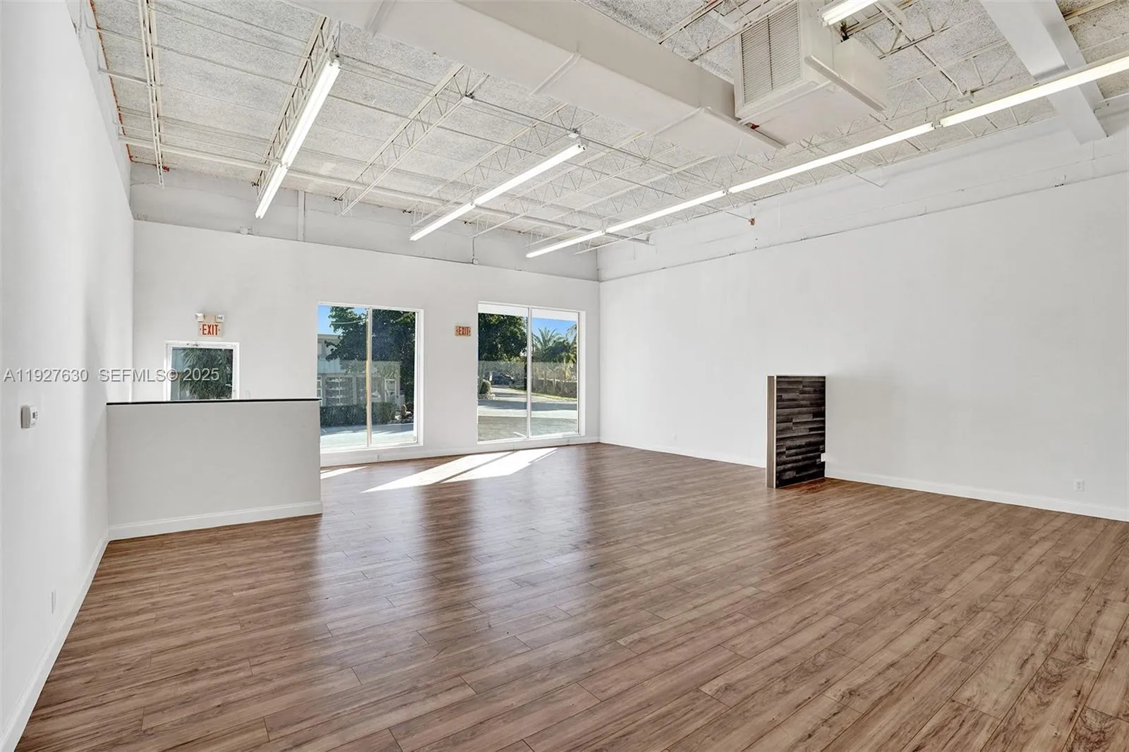 4500 N Dixie Hwy, Oakland Park, Florida 33334, Oakland Park, Florida 33334, ,Commercial Lease,For Rent,4500 N Dixie Hwy, Oakland Park, Florida 33334,A11927630