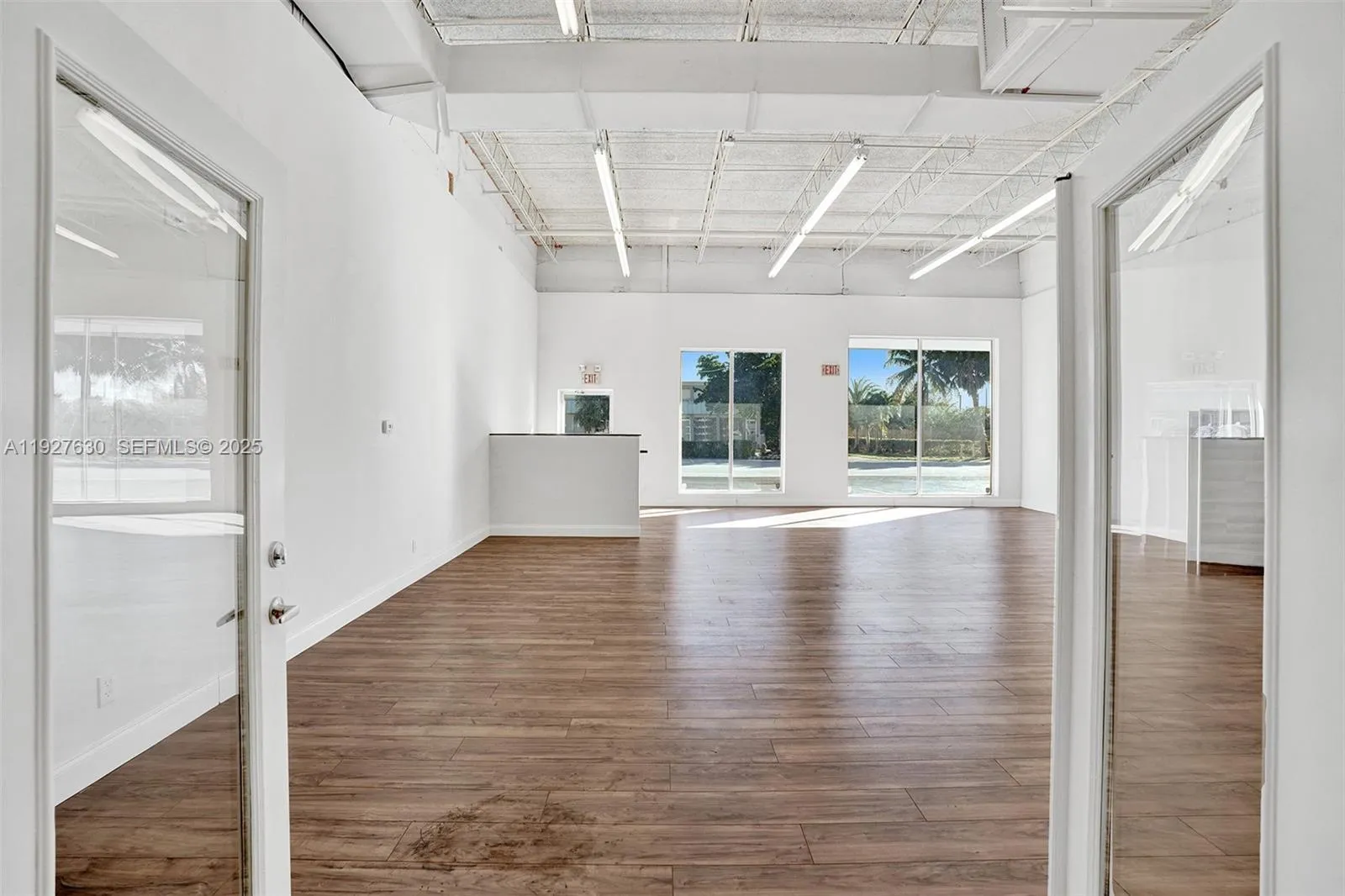 4500 N Dixie Hwy, Oakland Park, Florida 33334, Oakland Park, Florida 33334, ,Commercial Lease,For Rent,4500 N Dixie Hwy, Oakland Park, Florida 33334,A11927630