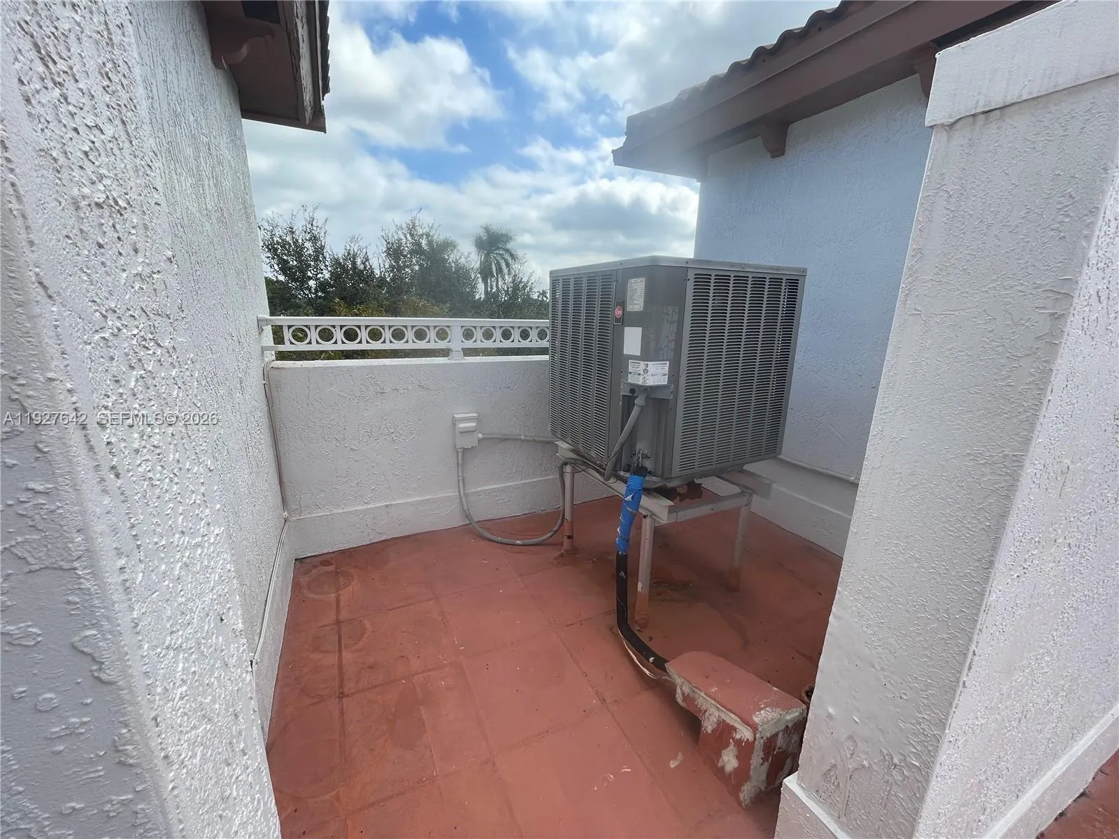 1658 Hayes St 16585, Hollywood, Florida 33020, Hollywood, Florida 33020, 3 Bedrooms Bedrooms, ,2 BathroomsBathrooms,Residential,For Sale,1658 Hayes St 16585, Hollywood, Florida 33020,A11927642
