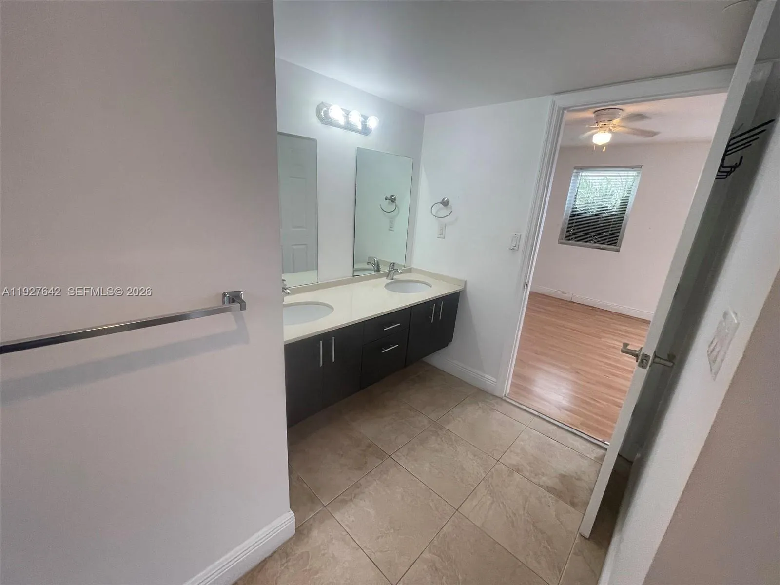 1658 Hayes St 16585, Hollywood, Florida 33020, Hollywood, Florida 33020, 3 Bedrooms Bedrooms, ,2 BathroomsBathrooms,Residential,For Sale,1658 Hayes St 16585, Hollywood, Florida 33020,A11927642