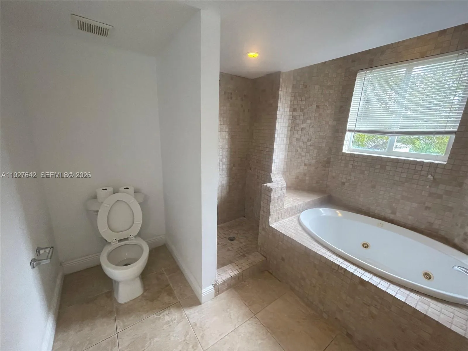 1658 Hayes St 16585, Hollywood, Florida 33020, Hollywood, Florida 33020, 3 Bedrooms Bedrooms, ,2 BathroomsBathrooms,Residential,For Sale,1658 Hayes St 16585, Hollywood, Florida 33020,A11927642