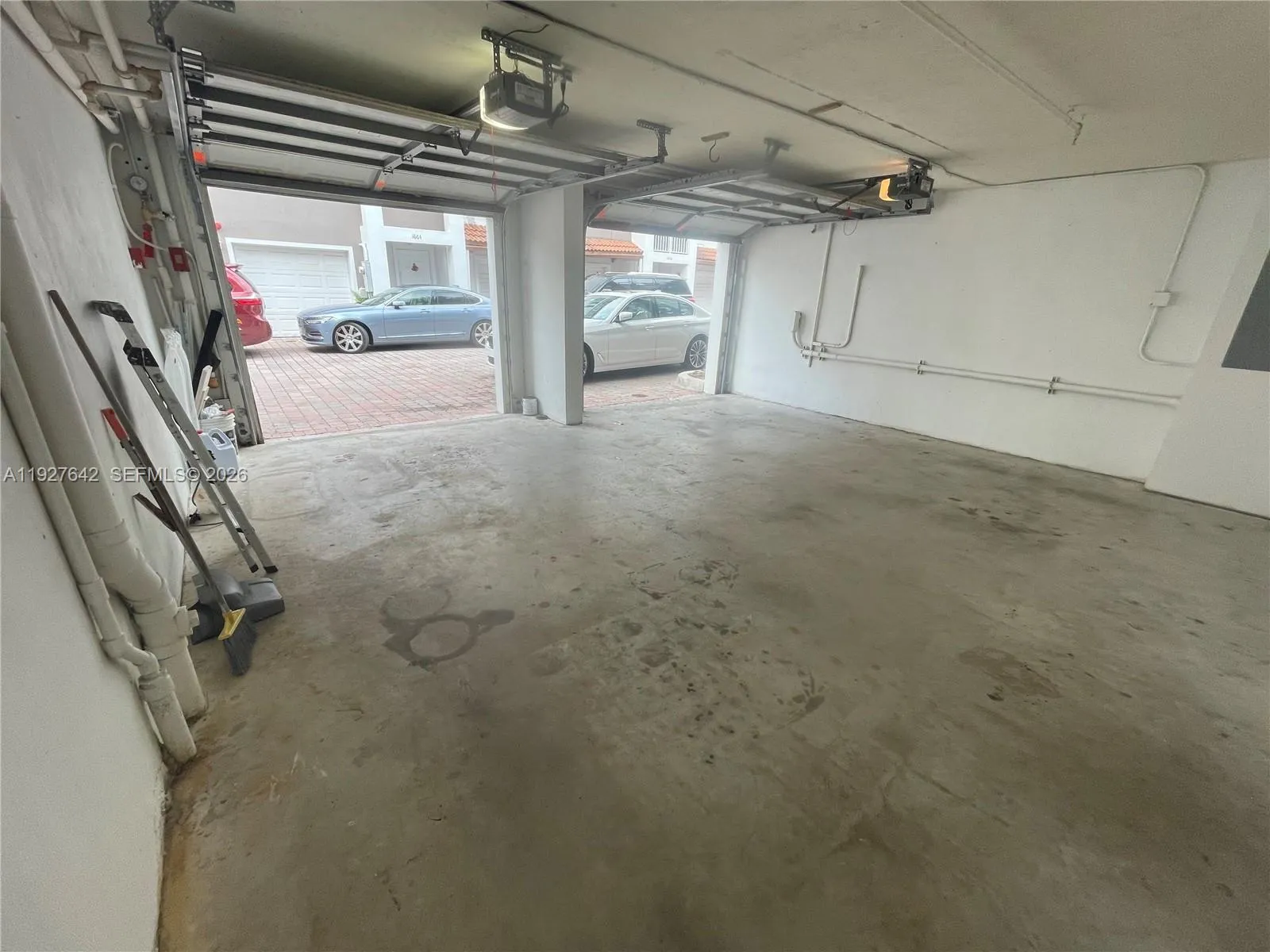 1658 Hayes St 16585, Hollywood, Florida 33020, Hollywood, Florida 33020, 3 Bedrooms Bedrooms, ,2 BathroomsBathrooms,Residential,For Sale,1658 Hayes St 16585, Hollywood, Florida 33020,A11927642
