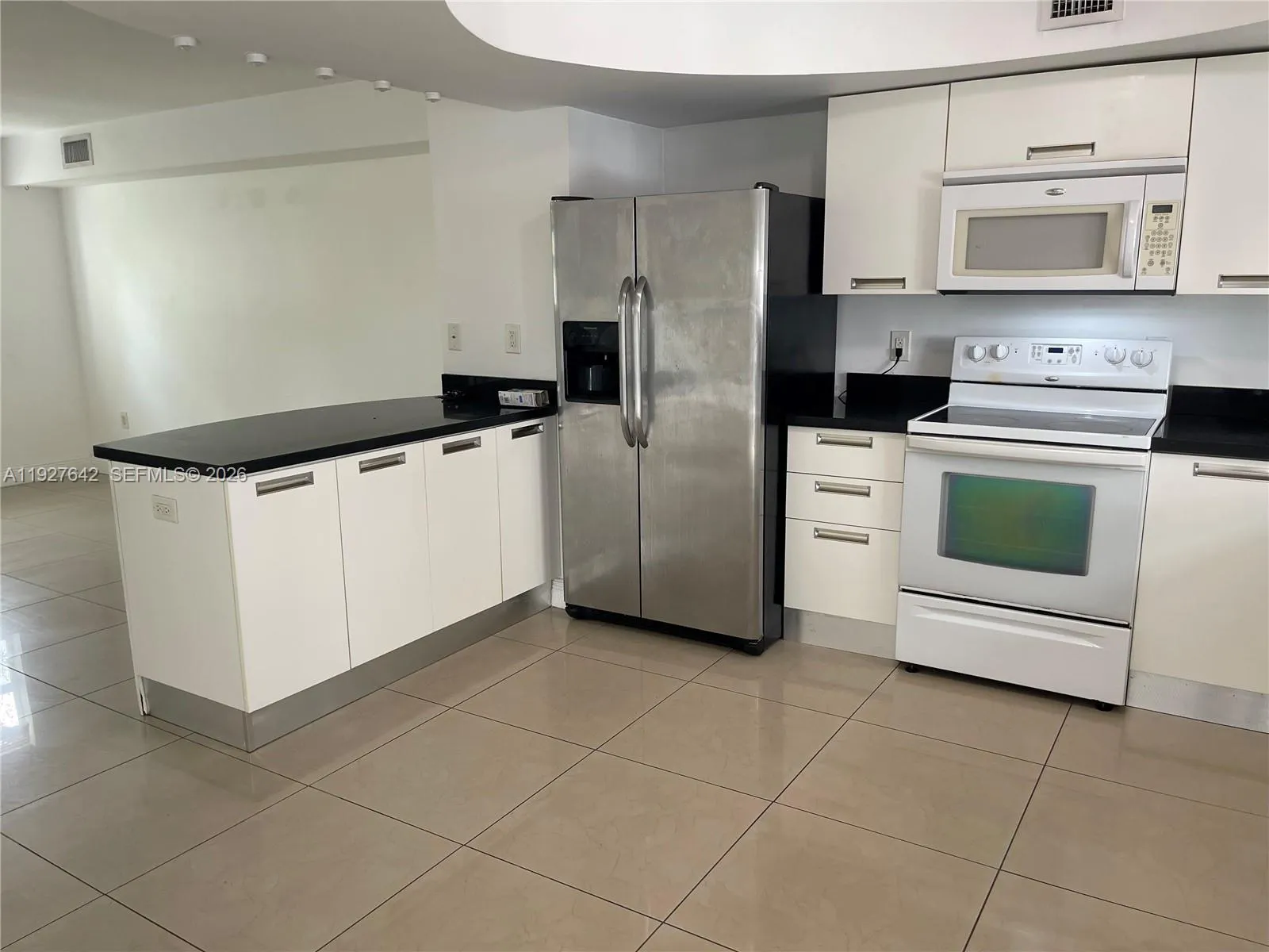 1658 Hayes St 16585, Hollywood, Florida 33020, Hollywood, Florida 33020, 3 Bedrooms Bedrooms, ,2 BathroomsBathrooms,Residential,For Sale,1658 Hayes St 16585, Hollywood, Florida 33020,A11927642