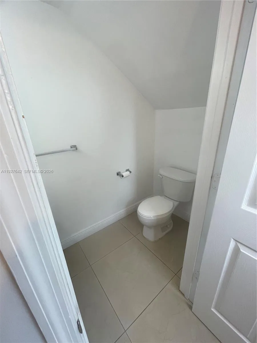 1658 Hayes St 16585, Hollywood, Florida 33020, Hollywood, Florida 33020, 3 Bedrooms Bedrooms, ,2 BathroomsBathrooms,Residential,For Sale,1658 Hayes St 16585, Hollywood, Florida 33020,A11927642