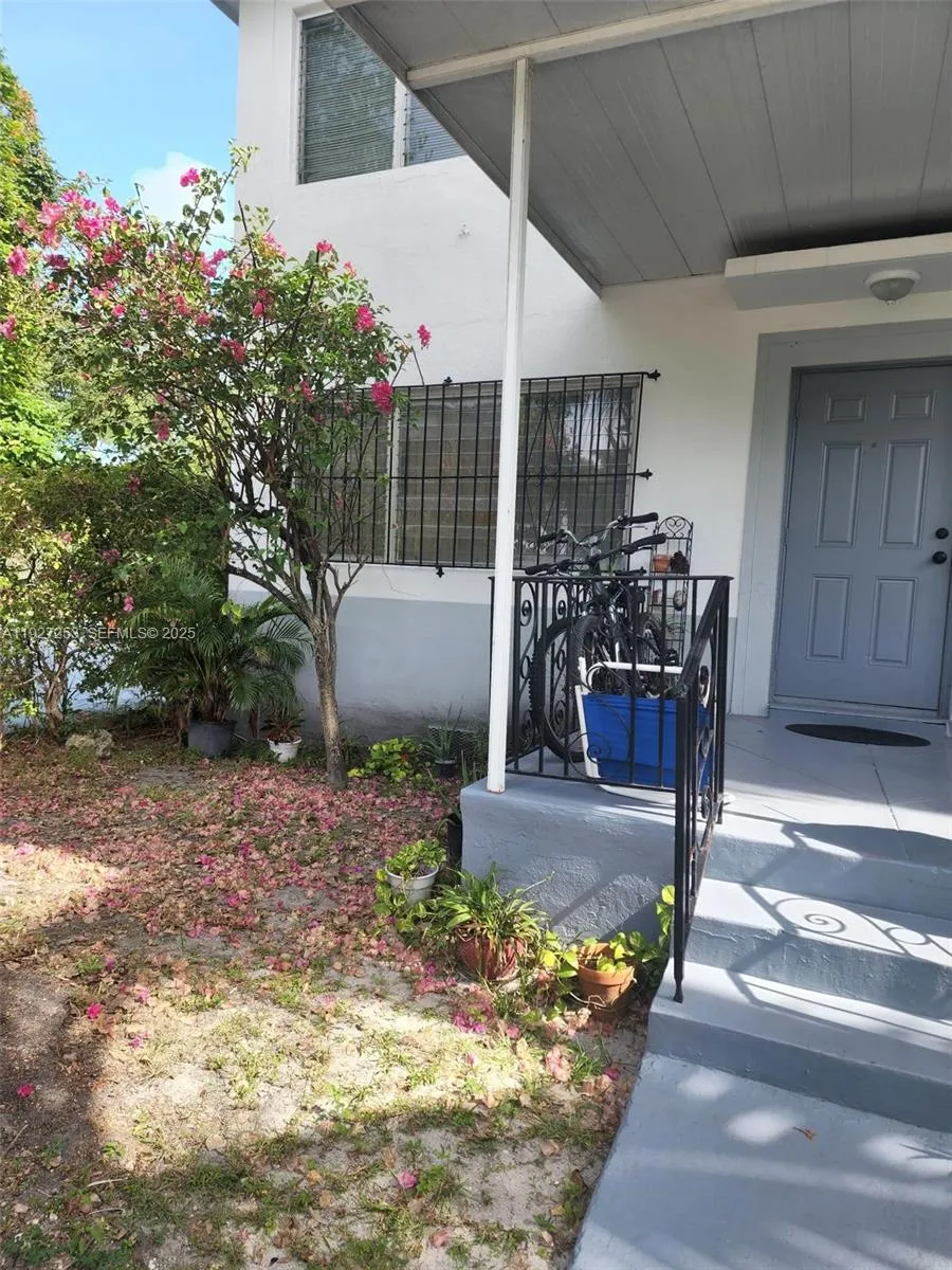 364 Sw 11th St, Miami, Florida 33130, Miami, Florida 33130, ,Residential Income,For Sale,364 Sw 11th St, Miami, Florida 33130,A11927253