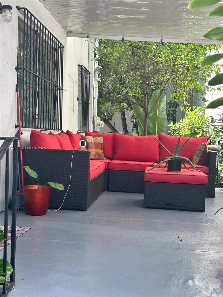 364 Sw 11th St, Miami, Florida 33130, Miami, Florida 33130, ,Residential Income,For Sale,364 Sw 11th St, Miami, Florida 33130,A11927253