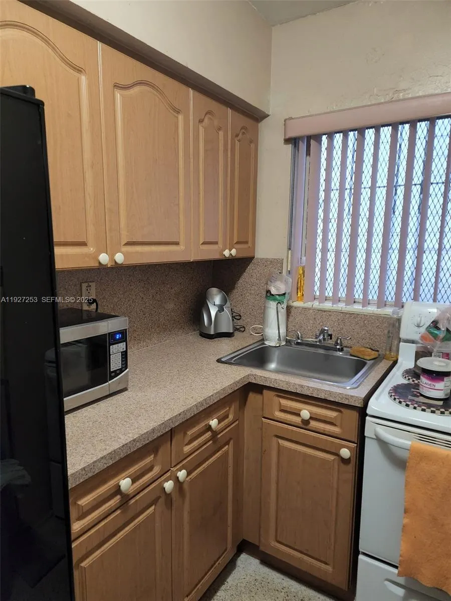 364 Sw 11th St, Miami, Florida 33130, Miami, Florida 33130, ,Residential Income,For Sale,364 Sw 11th St, Miami, Florida 33130,A11927253