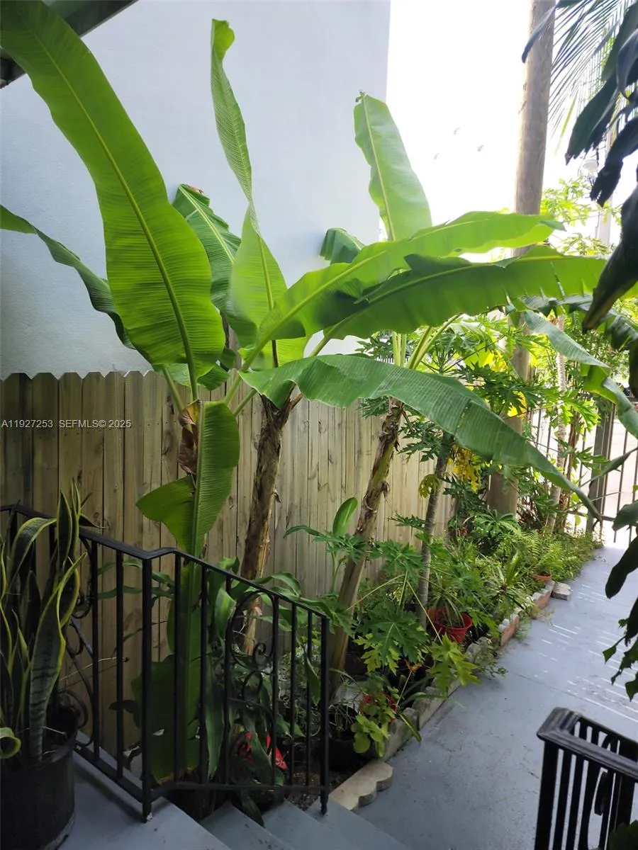 364 Sw 11th St, Miami, Florida 33130, Miami, Florida 33130, ,Residential Income,For Sale,364 Sw 11th St, Miami, Florida 33130,A11927253