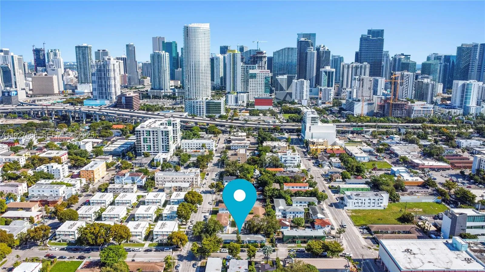 Easy Access to Downtown