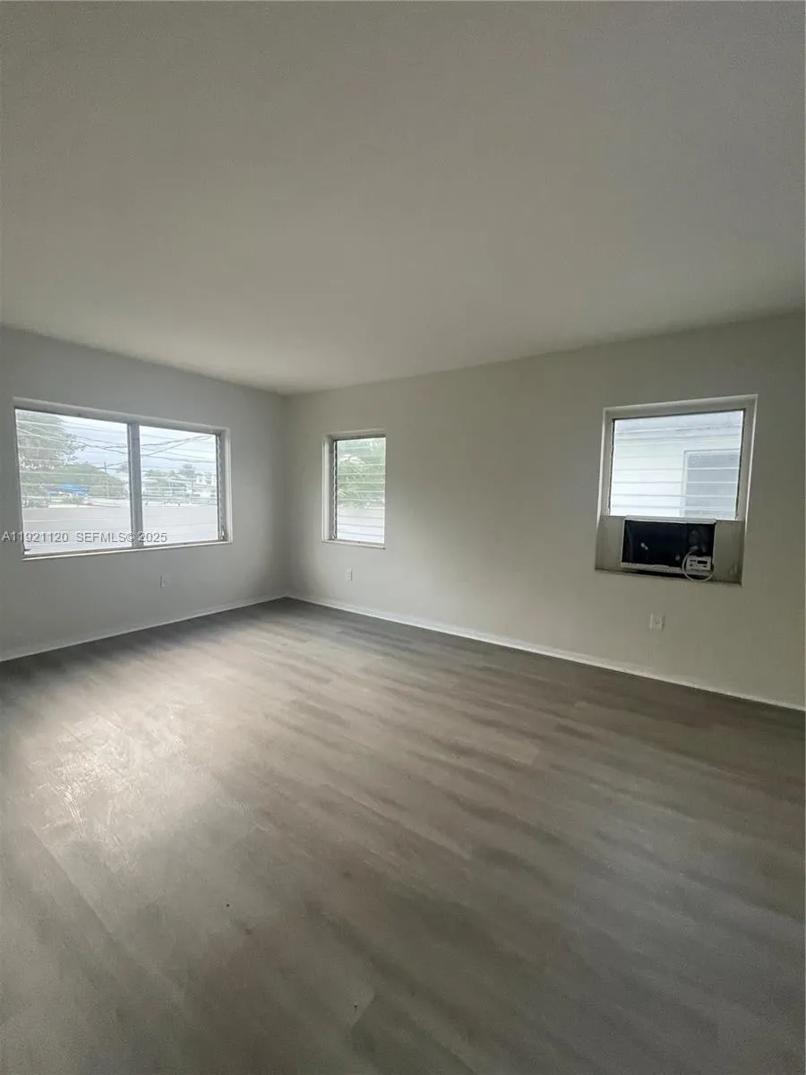 8021 Abbott Ave, Miami Beach, Florida 33141, Miami Beach, Florida 33141, ,Commercial Sale,For Sale,8021 Abbott Ave, Miami Beach, Florida 33141,A11921120