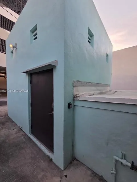 2014 Harrison St, Hollywood, Florida 33020, Hollywood, Florida 33020, ,Commercial Lease,For Rent,2014 Harrison St, Hollywood, Florida 33020,A11924813