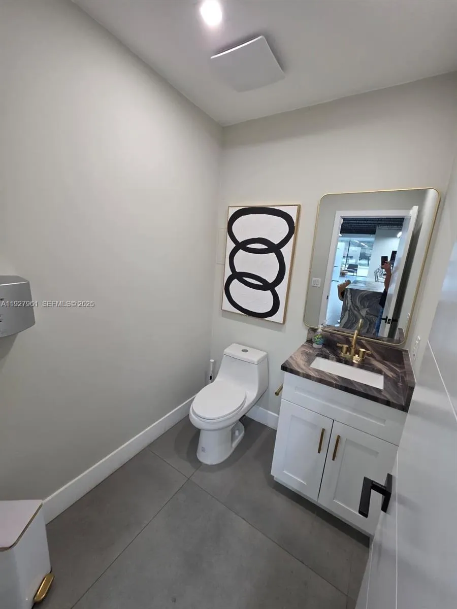 2429 Davie Blvd, Fort Lauderdale, Florida 33312, Fort Lauderdale, Florida 33312, ,Commercial Lease,For Rent,2429 Davie Blvd, Fort Lauderdale, Florida 33312,A11927961