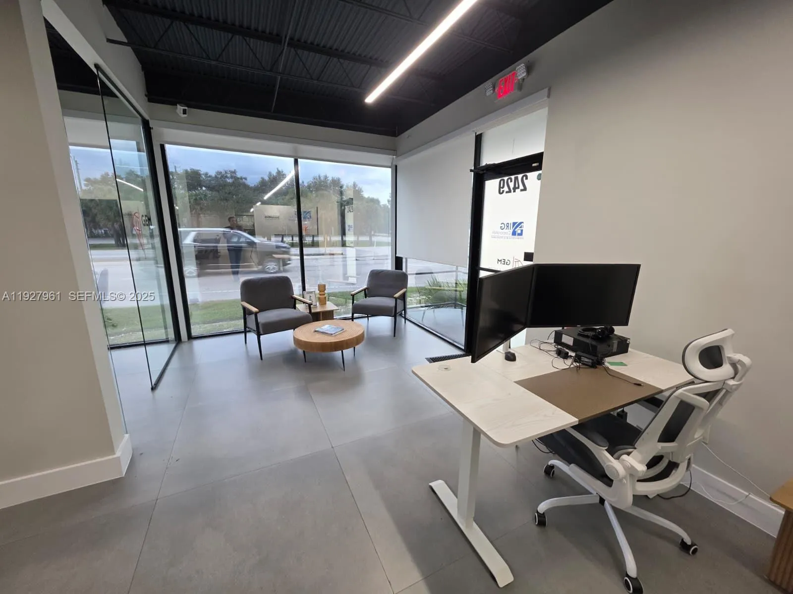 2429 Davie Blvd, Fort Lauderdale, Florida 33312, Fort Lauderdale, Florida 33312, ,Commercial Lease,For Rent,2429 Davie Blvd, Fort Lauderdale, Florida 33312,A11927961