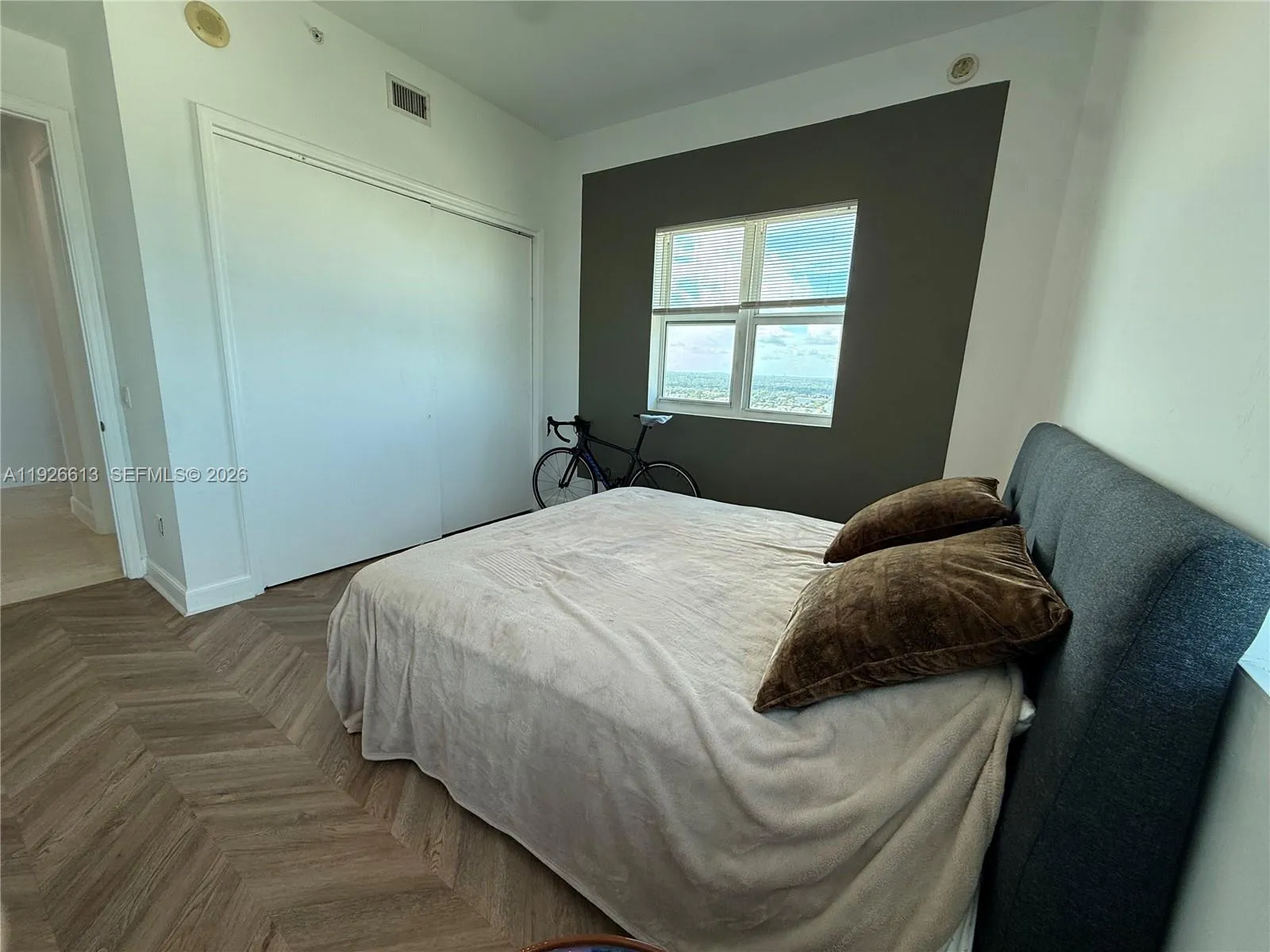 15051 Royal Oaks Ln 2601, North Miami, Florida 331, North Miami, Florida 33181, 2 Bedrooms Bedrooms, ,2 BathroomsBathrooms,Residential,For Sale,15051 Royal Oaks Ln 2601, North Miami, Florida 331,A11926613