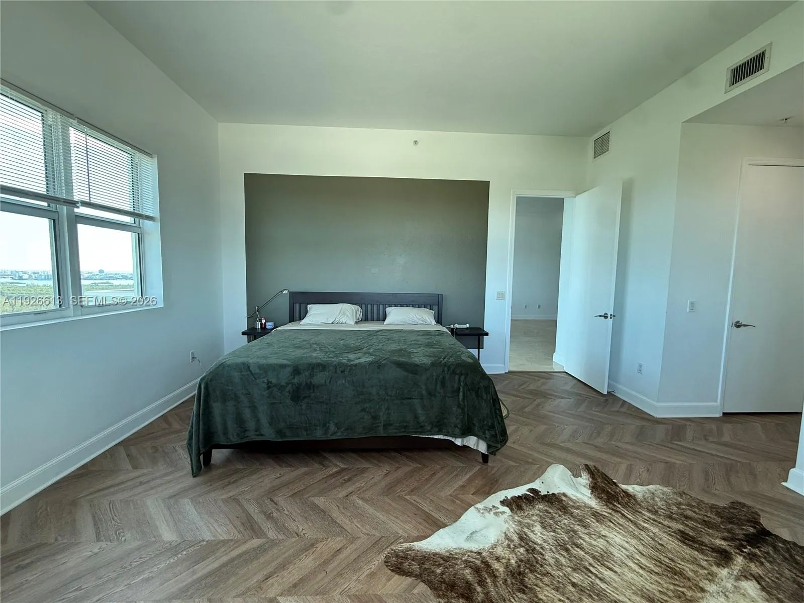 15051 Royal Oaks Ln 2601, North Miami, Florida 331, North Miami, Florida 33181, 2 Bedrooms Bedrooms, ,2 BathroomsBathrooms,Residential,For Sale,15051 Royal Oaks Ln 2601, North Miami, Florida 331,A11926613