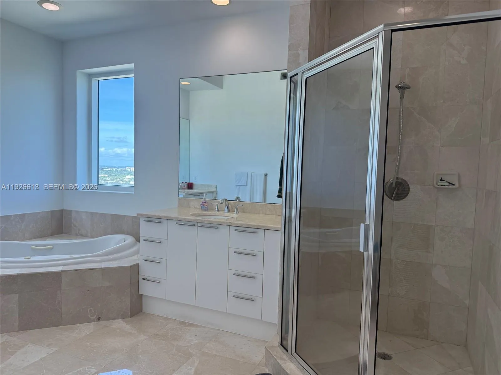 15051 Royal Oaks Ln 2601, North Miami, Florida 331, North Miami, Florida 33181, 2 Bedrooms Bedrooms, ,2 BathroomsBathrooms,Residential,For Sale,15051 Royal Oaks Ln 2601, North Miami, Florida 331,A11926613