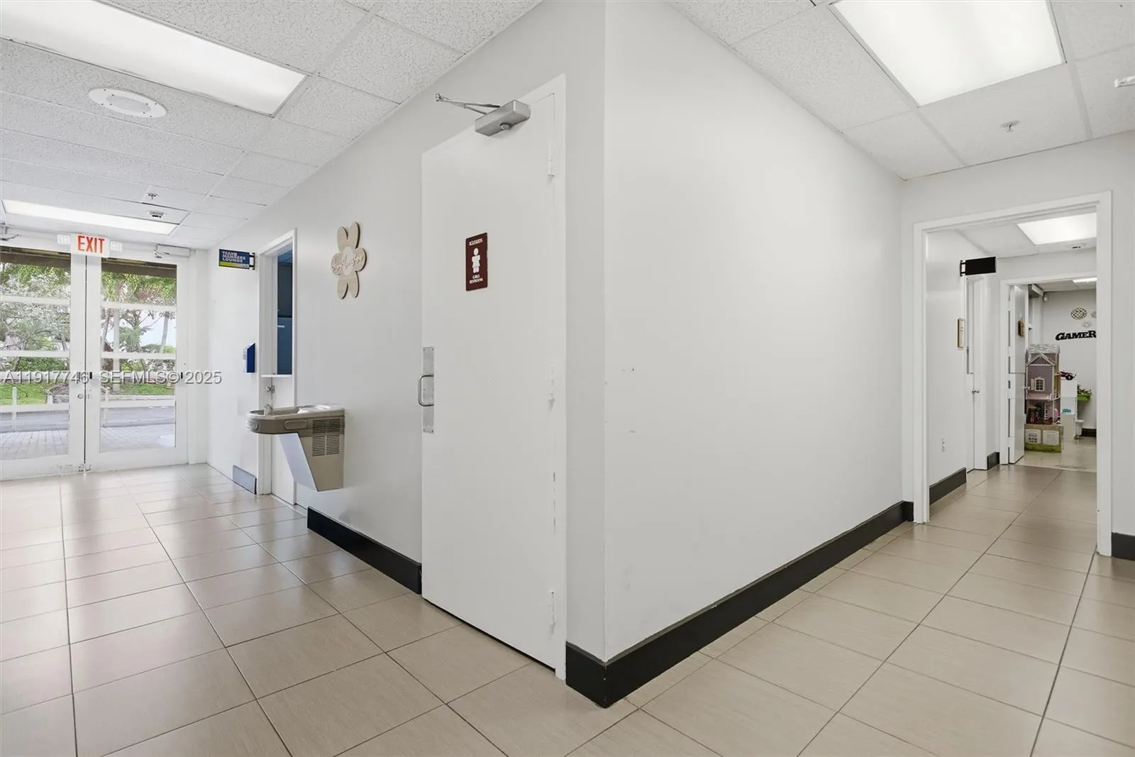 8527 Pines Blvd, Pembroke Pines, Florida 33024, Pembroke Pines, Florida 33024, ,Commercial Sale,For Sale,8527 Pines Blvd, Pembroke Pines, Florida 33024,A11917746