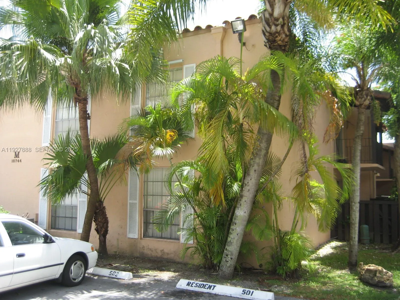 10744 N Kendall Dr M-16, Miami, Florida 33176, Miami, Florida 33176, 1 Bedroom Bedrooms, ,1 BathroomBathrooms,Residential Lease,For Rent,10744 N Kendall Dr M-16, Miami, Florida 33176,A11927888