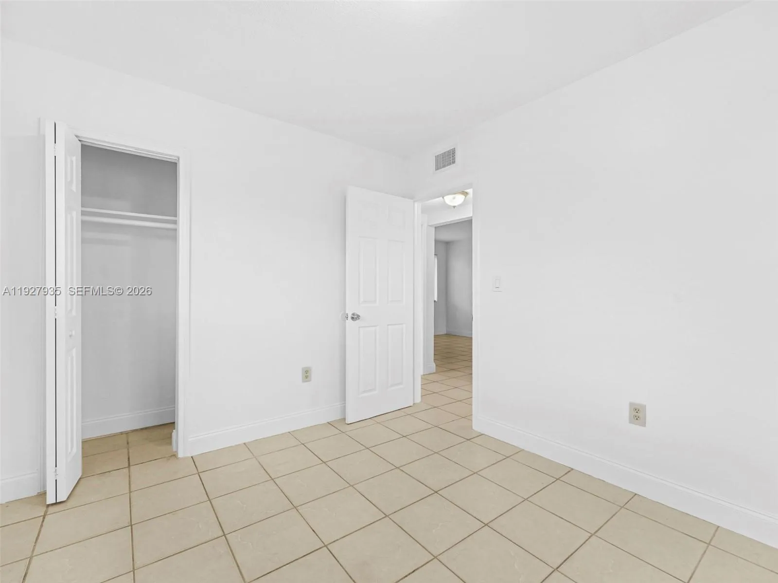 1460 Nw 52nd St Front, Miami, Florida 33142, Miami, Florida 33142, 2 Bedrooms Bedrooms, ,1 BathroomBathrooms,Residential Lease,For Rent,1460 Nw 52nd St Front, Miami, Florida 33142,A11927935