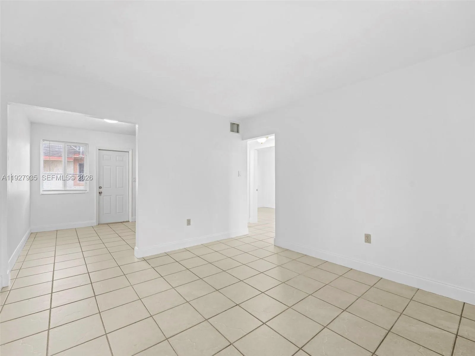 1460 Nw 52nd St Front, Miami, Florida 33142, Miami, Florida 33142, 2 Bedrooms Bedrooms, ,1 BathroomBathrooms,Residential Lease,For Rent,1460 Nw 52nd St Front, Miami, Florida 33142,A11927935