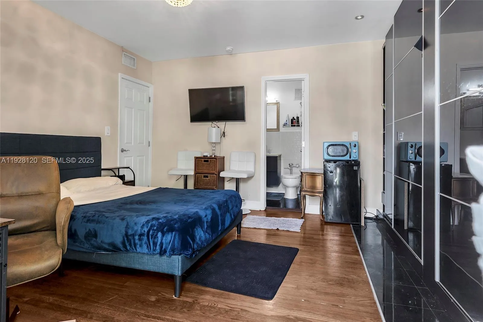 745-747 Lenox Ave, Miami Beach, Florida 33139, Miami Beach, Florida 33139, ,Residential Income,For Sale,745-747 Lenox Ave, Miami Beach, Florida 33139,A11928120