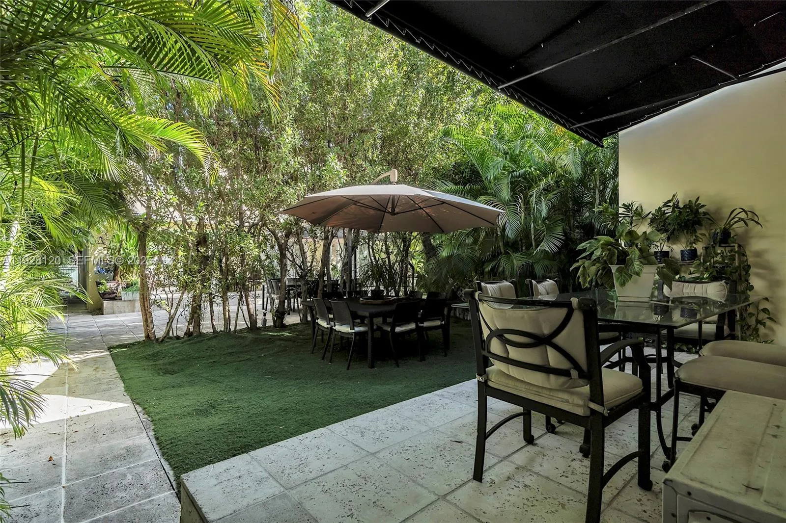 745-747 Lenox Ave, Miami Beach, Florida 33139, Miami Beach, Florida 33139, ,Residential Income,For Sale,745-747 Lenox Ave, Miami Beach, Florida 33139,A11928120