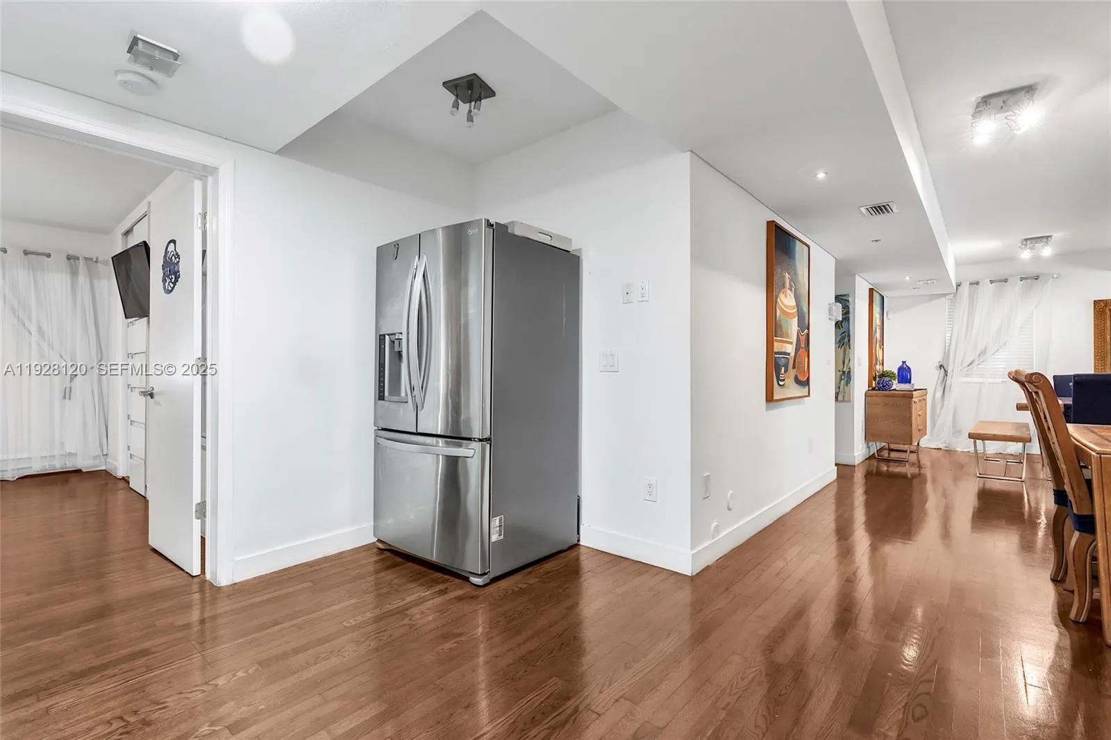 745-747 Lenox Ave, Miami Beach, Florida 33139, Miami Beach, Florida 33139, ,Residential Income,For Sale,745-747 Lenox Ave, Miami Beach, Florida 33139,A11928120