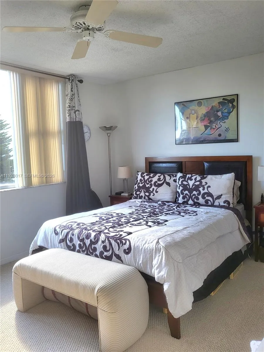 4330 Hillcrest Dr 405, Hollywood, Florida 33021, Hollywood, Florida 33021, 1 Bedroom Bedrooms, ,1 BathroomBathrooms,Residential,For Sale,4330 Hillcrest Dr 405, Hollywood, Florida 33021,A11928017