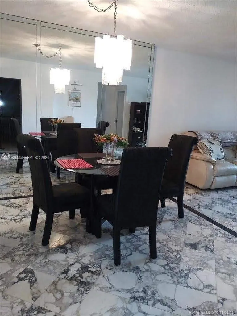 4330 Hillcrest Dr 405, Hollywood, Florida 33021, Hollywood, Florida 33021, 1 Bedroom Bedrooms, ,1 BathroomBathrooms,Residential,For Sale,4330 Hillcrest Dr 405, Hollywood, Florida 33021,A11928017