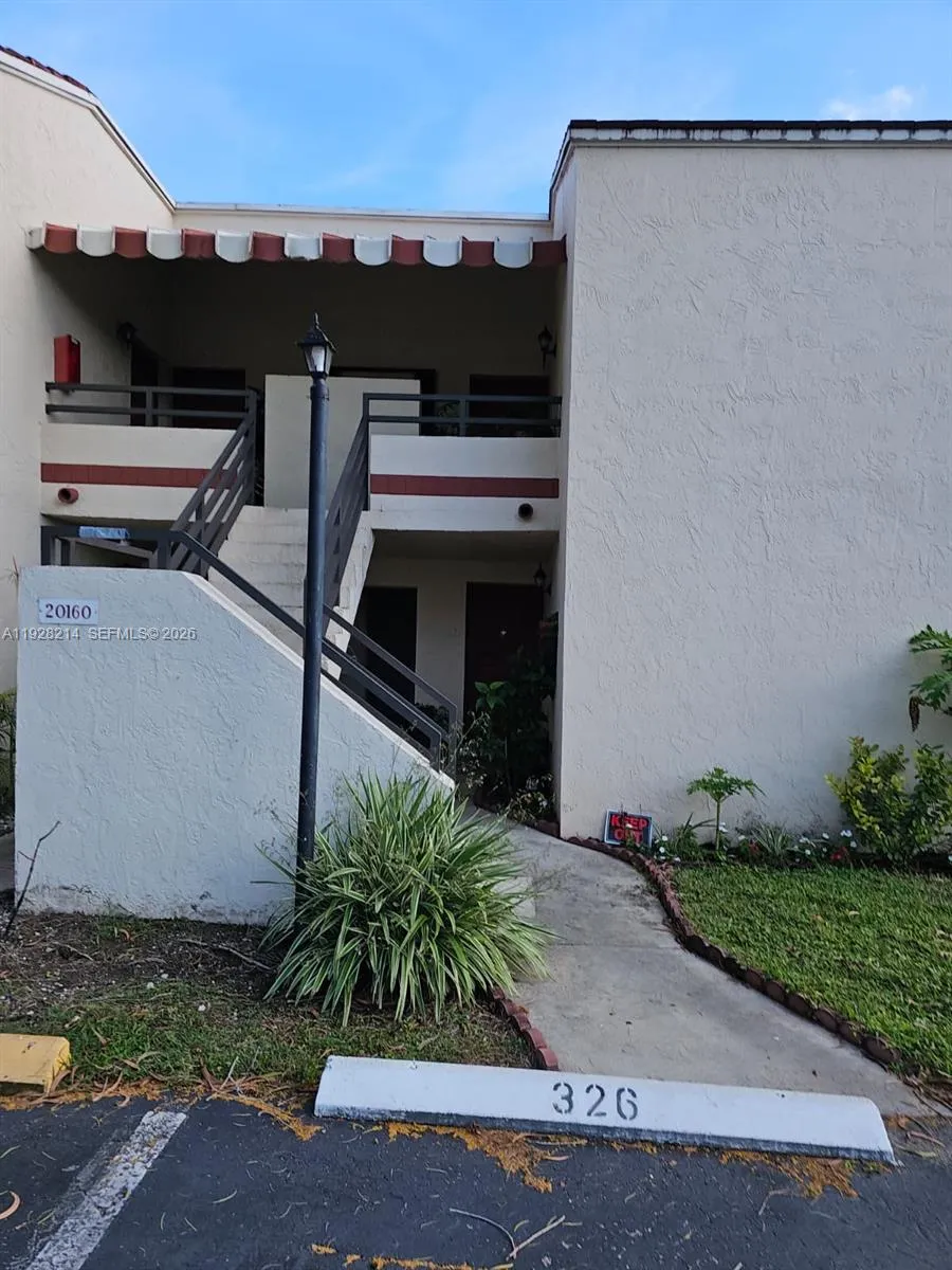 20160 Ne 3rd Ct 8, Miami, Florida 33179, Miami, Florida 33179, 2 Bedrooms Bedrooms, ,2 BathroomsBathrooms,Residential,For Sale,20160 Ne 3rd Ct 8, Miami, Florida 33179,A11928214