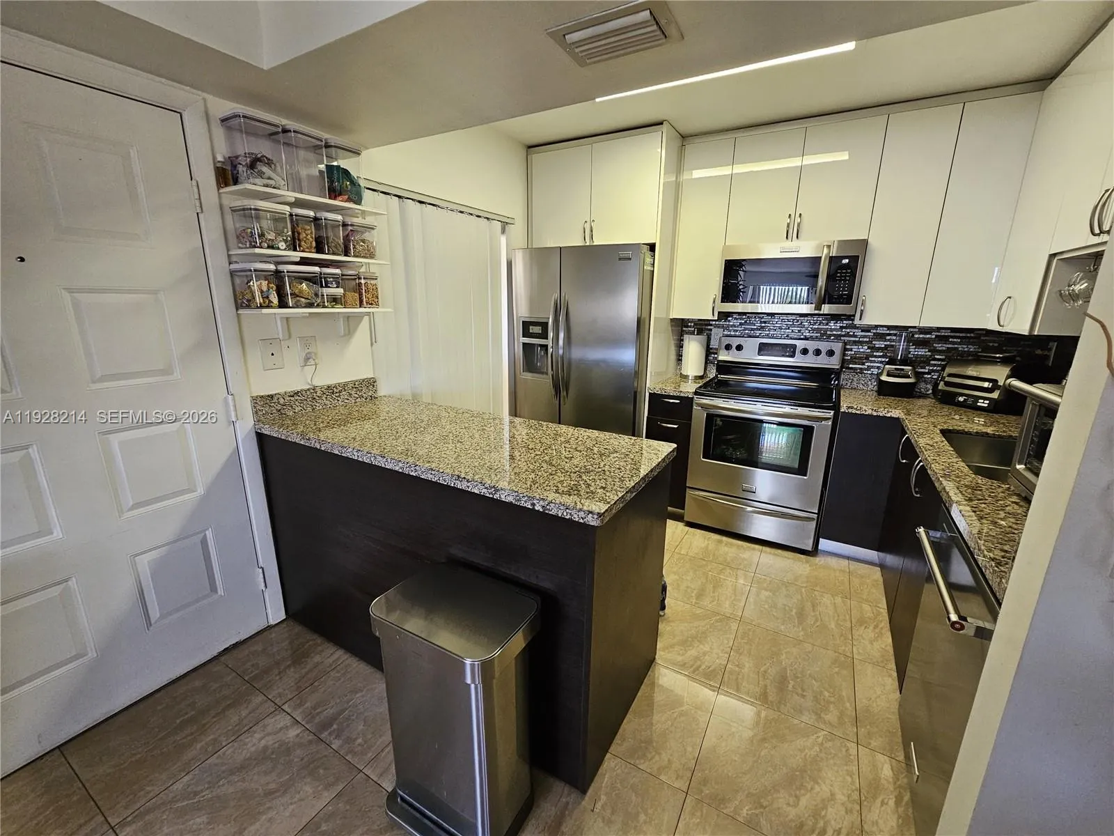 20160 Ne 3rd Ct 8, Miami, Florida 33179, Miami, Florida 33179, 2 Bedrooms Bedrooms, ,2 BathroomsBathrooms,Residential,For Sale,20160 Ne 3rd Ct 8, Miami, Florida 33179,A11928214