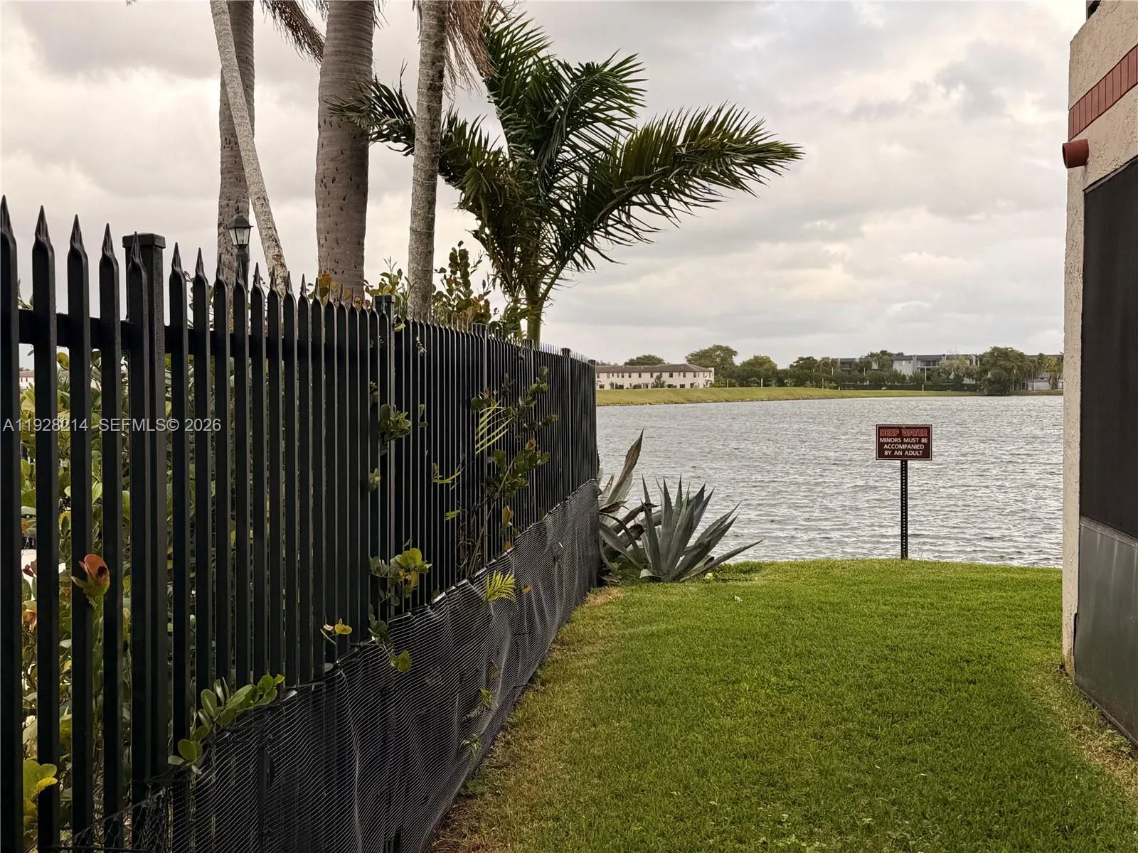 20160 Ne 3rd Ct 8, Miami, Florida 33179, Miami, Florida 33179, 2 Bedrooms Bedrooms, ,2 BathroomsBathrooms,Residential,For Sale,20160 Ne 3rd Ct 8, Miami, Florida 33179,A11928214