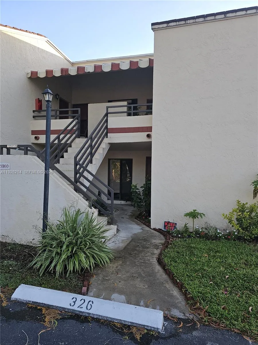 20160 Ne 3rd Ct 8, Miami, Florida 33179, Miami, Florida 33179, 2 Bedrooms Bedrooms, ,2 BathroomsBathrooms,Residential,For Sale,20160 Ne 3rd Ct 8, Miami, Florida 33179,A11928214