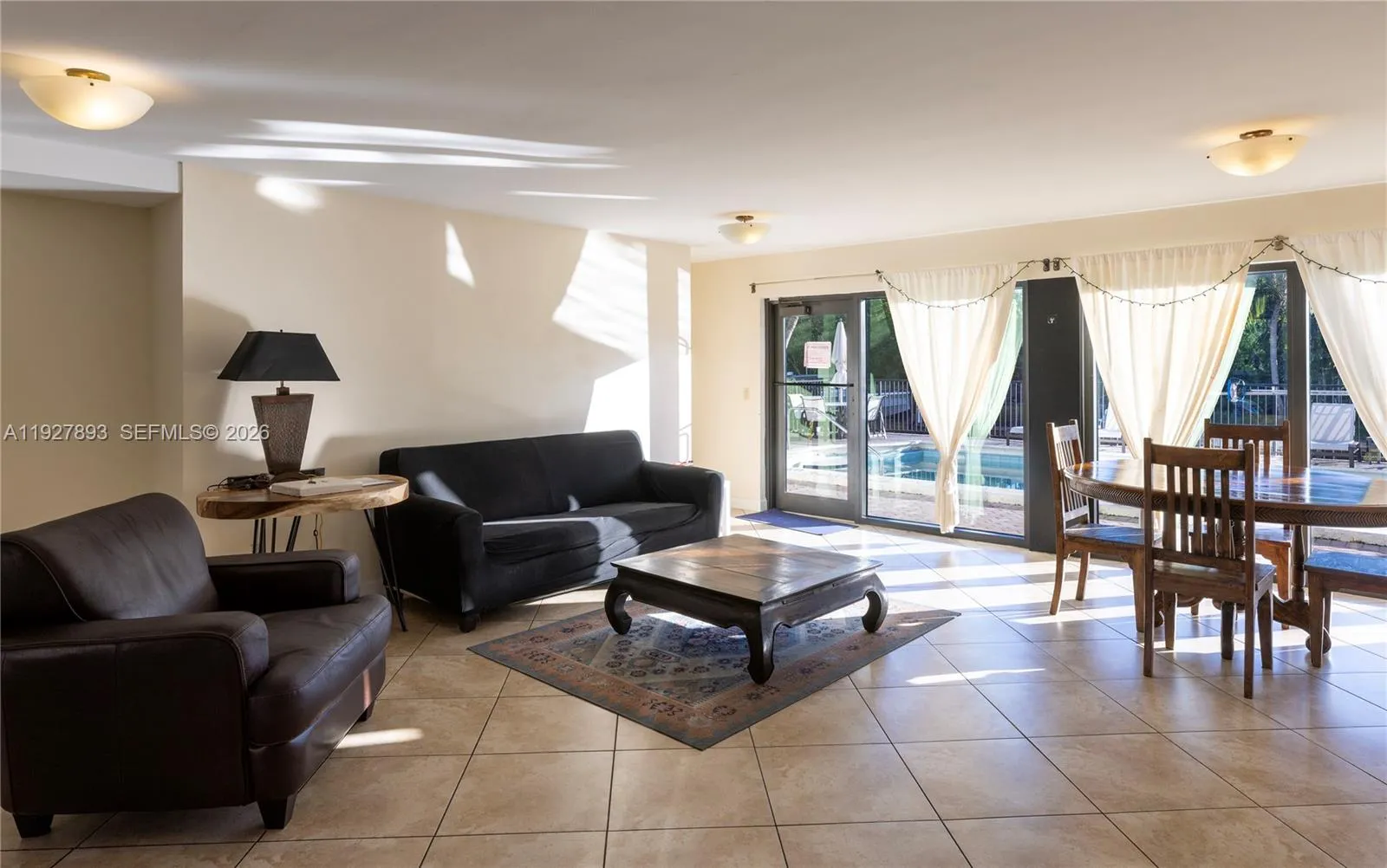 6855 Edgewater Dr 1ds, Coral Gables, Florida 33133, Coral Gables, Florida 33133, 2 Bedrooms Bedrooms, ,2 BathroomsBathrooms,Residential,For Sale,6855 Edgewater Dr 1ds, Coral Gables, Florida 33133,A11927893