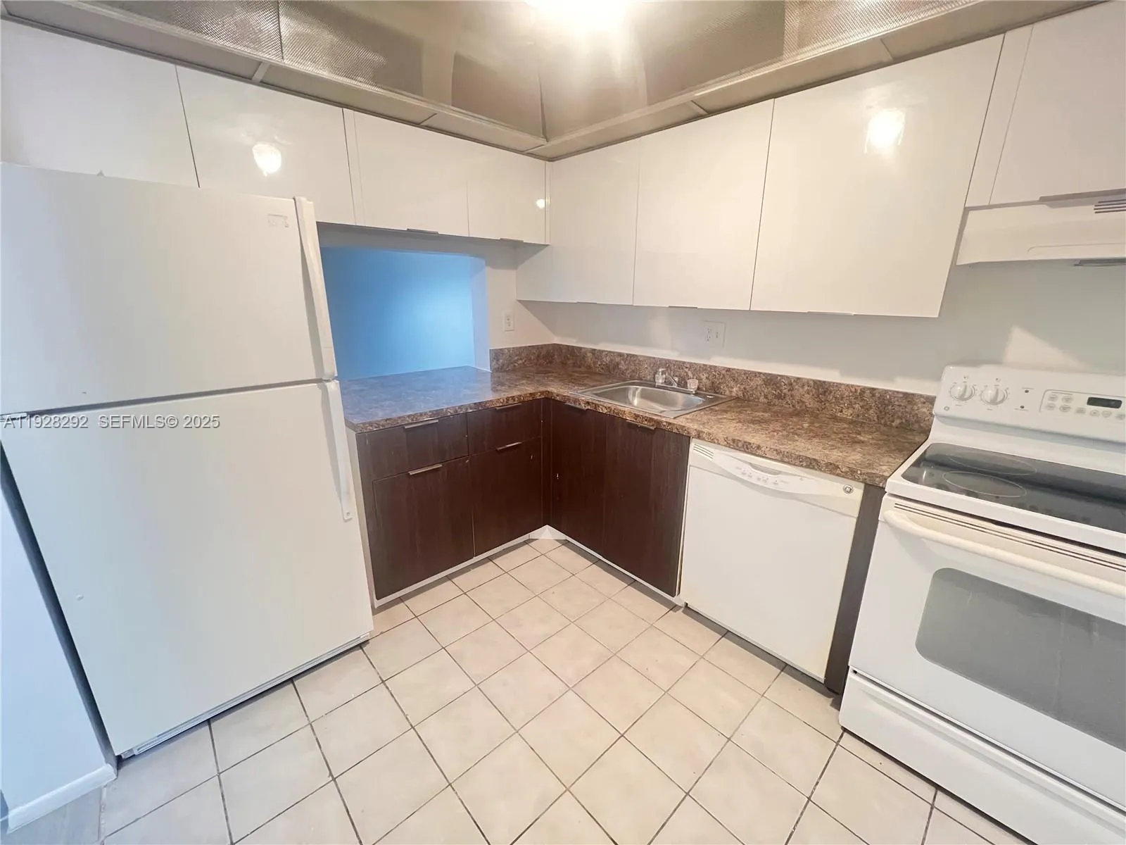 7820 S Colony Cir S 301, Tamarac, Florida 33321, Tamarac, Florida 33321, 2 Bedrooms Bedrooms, ,2 BathroomsBathrooms,Residential Lease,For Rent,7820 S Colony Cir S 301, Tamarac, Florida 33321,A11928292 7820 S Colony Cir S 301, Tamarac, Florida 33321, Tamarac, Florida 33321, 2 Bedrooms Bedrooms, ,2 BathroomsBathrooms,Residential Lease,For Rent,7820 S Colony Cir S 301, Tamarac, Florida 33321,A11928292