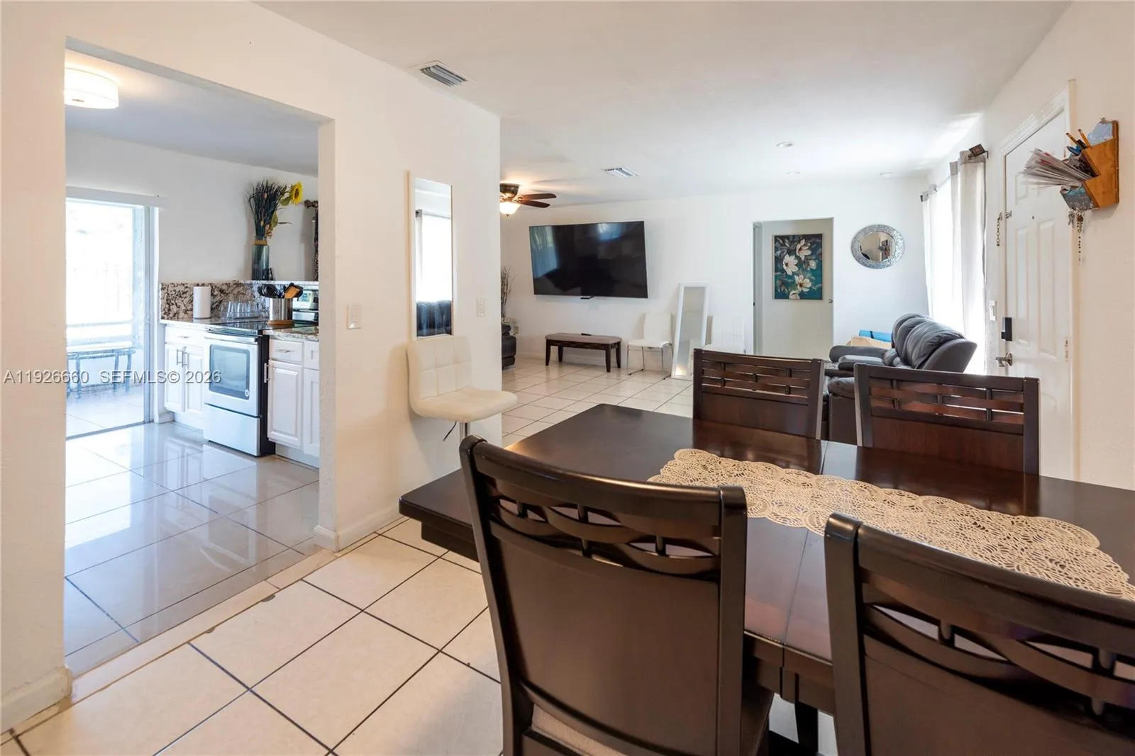 9331 Nw 24th Pl, Sunrise, Florida 33322, Sunrise, Florida 33322, 2 Bedrooms Bedrooms, ,2 BathroomsBathrooms,Residential,For Sale,9331 Nw 24th Pl, Sunrise, Florida 33322,A11926660