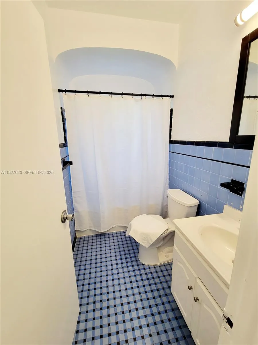 1872 Sw 9th St, Miami, Florida 33135, Miami, Florida 33135, ,Residential Income,For Sale,1872 Sw 9th St, Miami, Florida 33135,A11927023