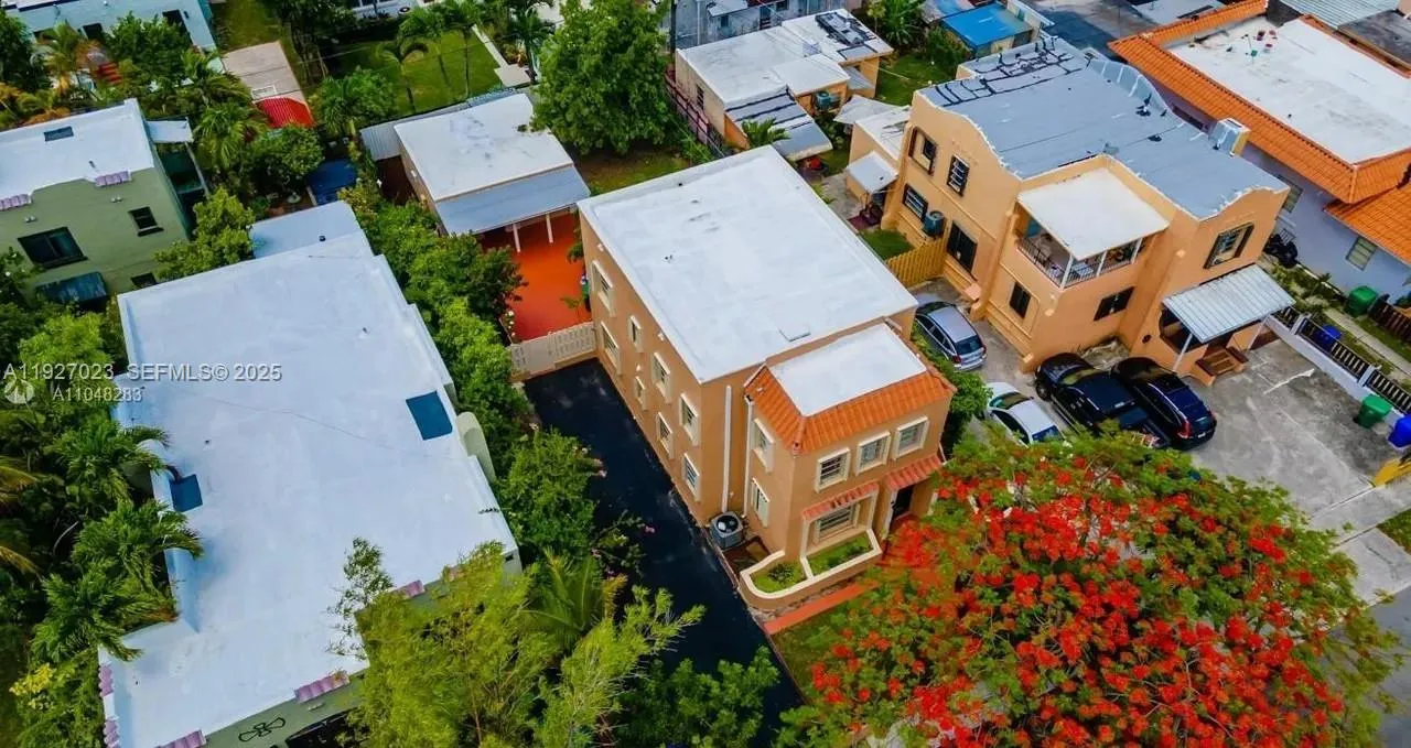 1872 Sw 9th St, Miami, Florida 33135, Miami, Florida 33135, ,Residential Income,For Sale,1872 Sw 9th St, Miami, Florida 33135,A11927023