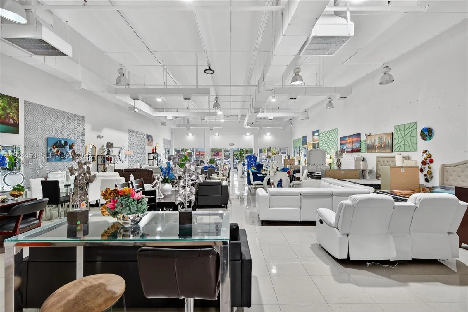 Furniture Store For Sale In The Tamiami Area, Miam, Miami, Florida 33184, ,Business Opportunity,For Sale,Furniture Store For Sale In The Tamiami Area, Miam,A11928453